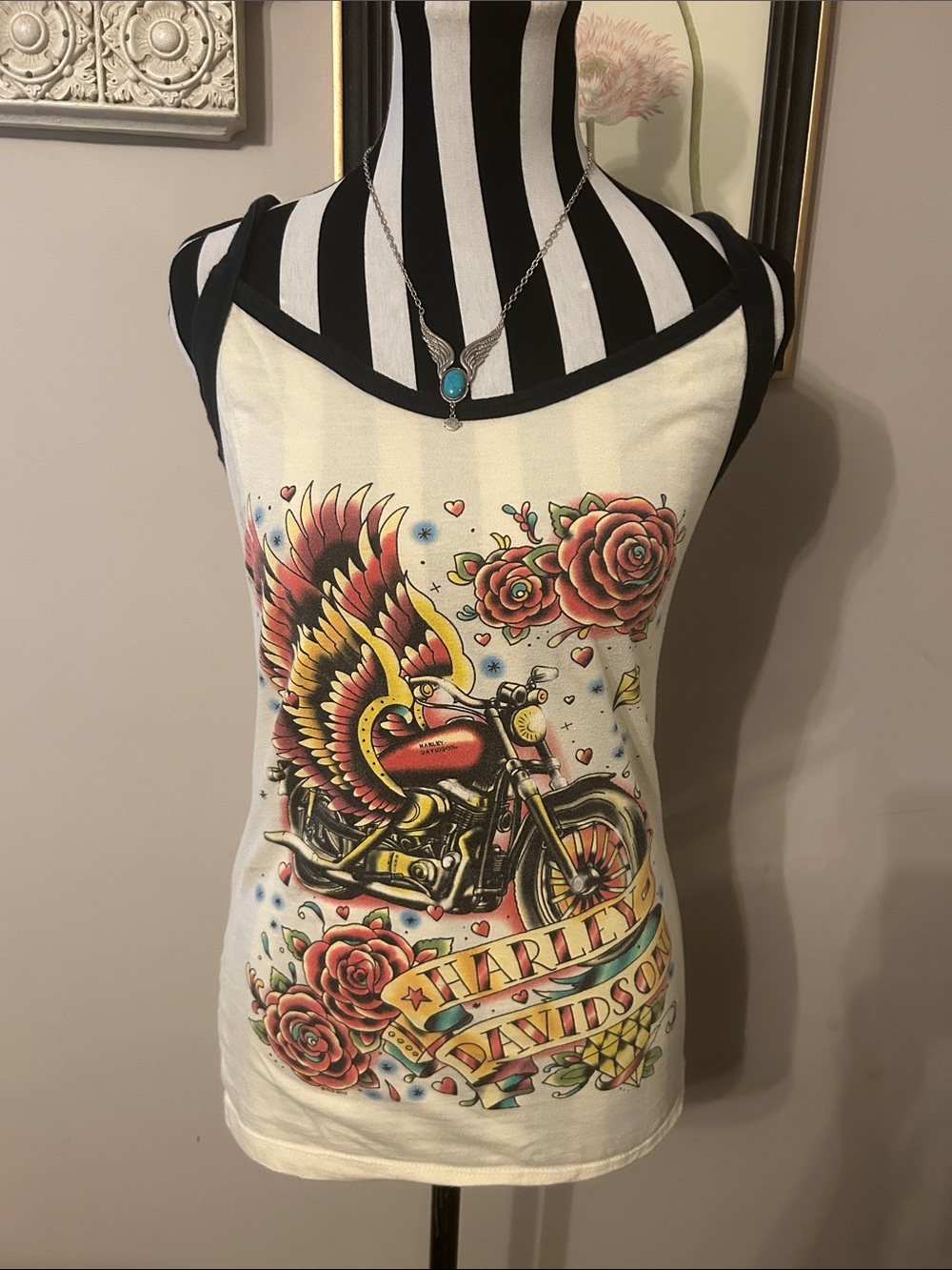 Rare Y2K Harley-Davidson Women's White Graphic Tank with Black Trim - Picture 7 of 7